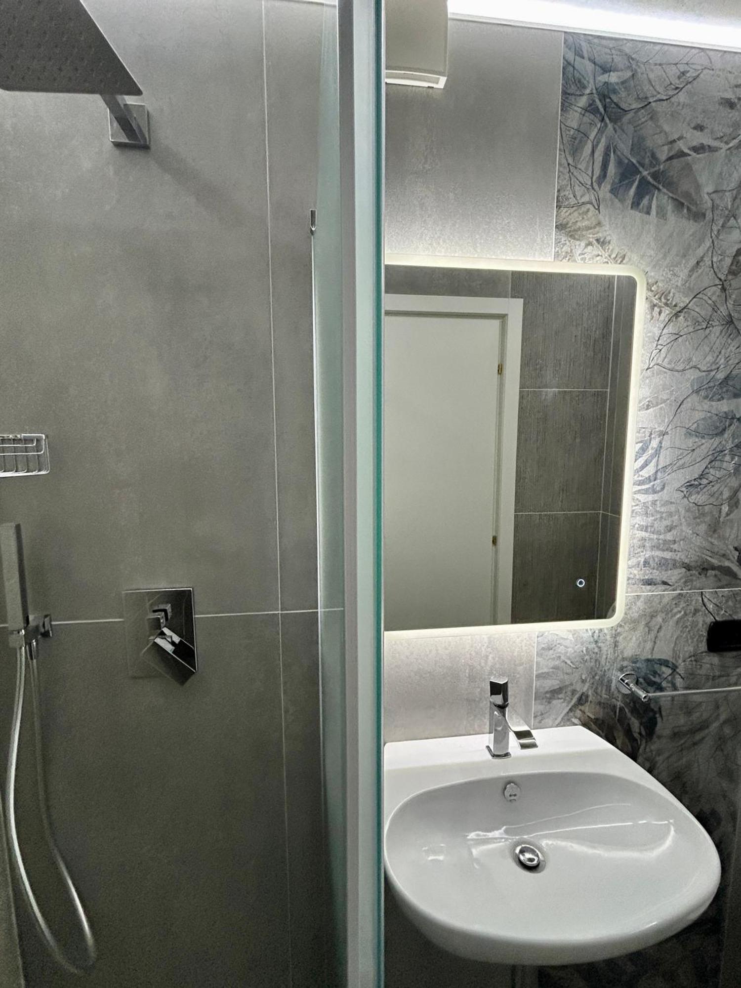 Nonno Uccio Apartment Castri di Lecce ภายนอก รูปภาพ